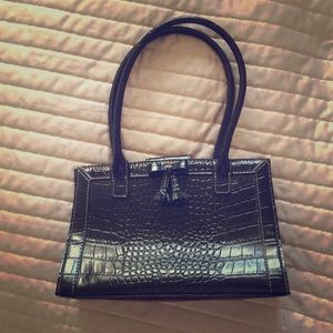 JUST Reduced 👜 Liz Claiborne purse